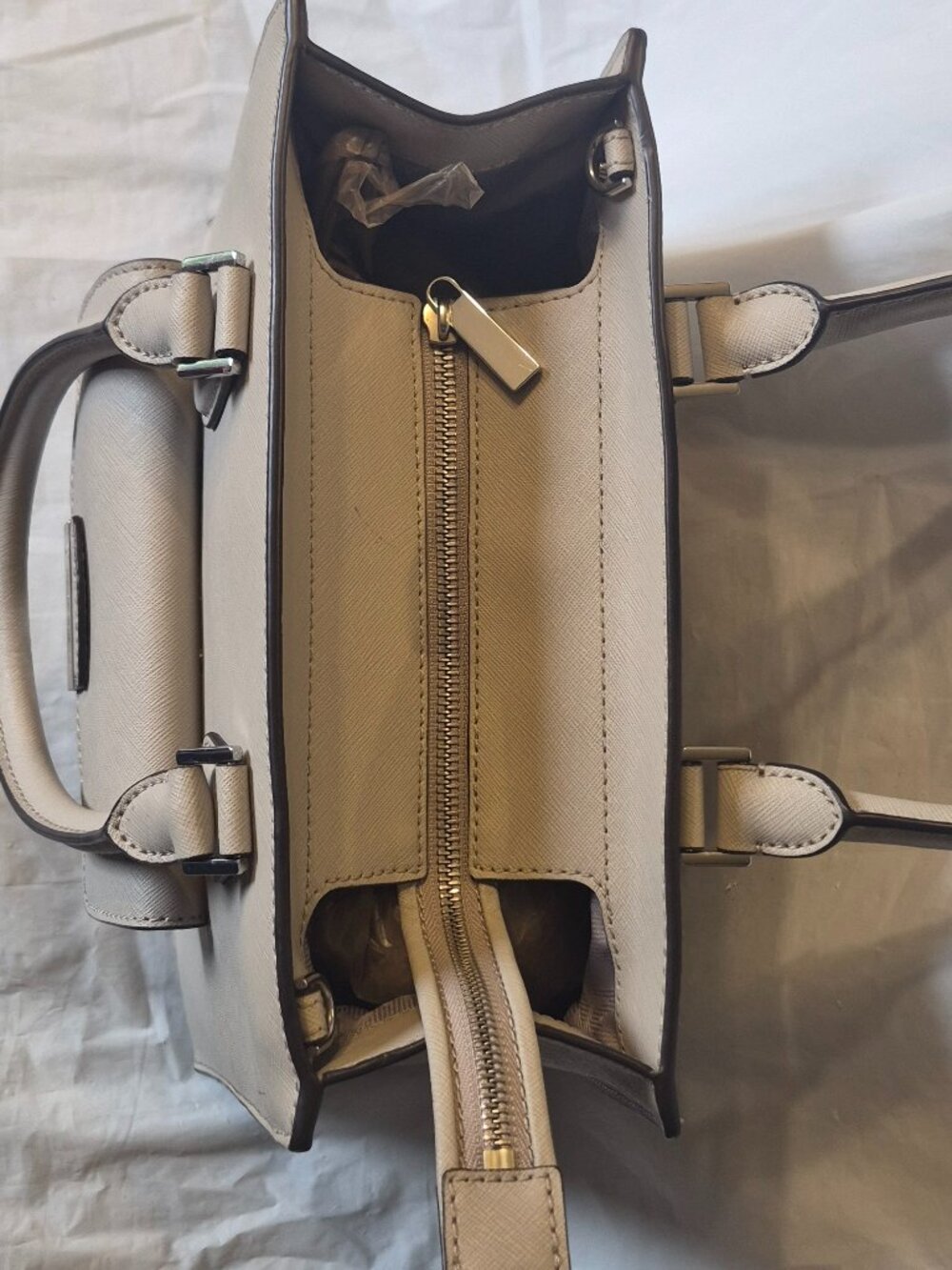 Micheal Kors Beige Bridgette Satchel Handbag - Picture 15 of 15